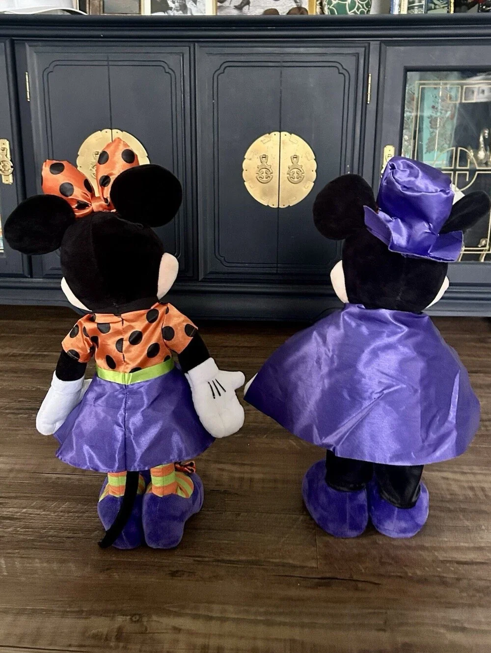 Disney 20” Mickey & Minnie Mouse Halloween Greeters Standing Figures